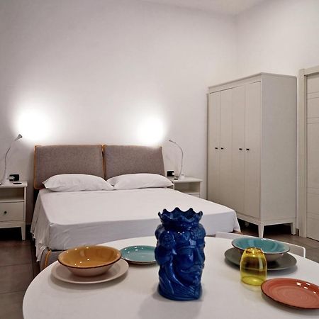 La Petite Suite San Giuliano Catania Exterior photo